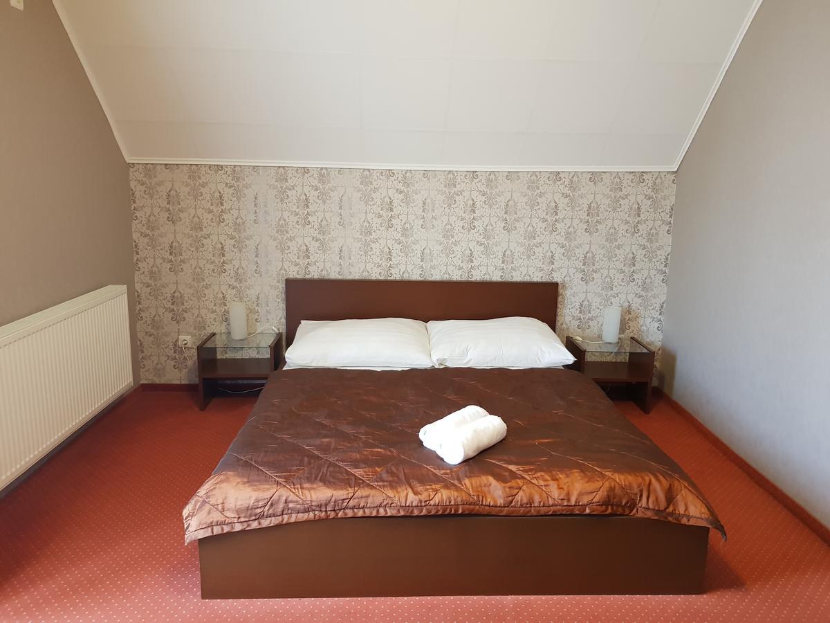 Amaretto Szallas Miskolc Luaran gambar
